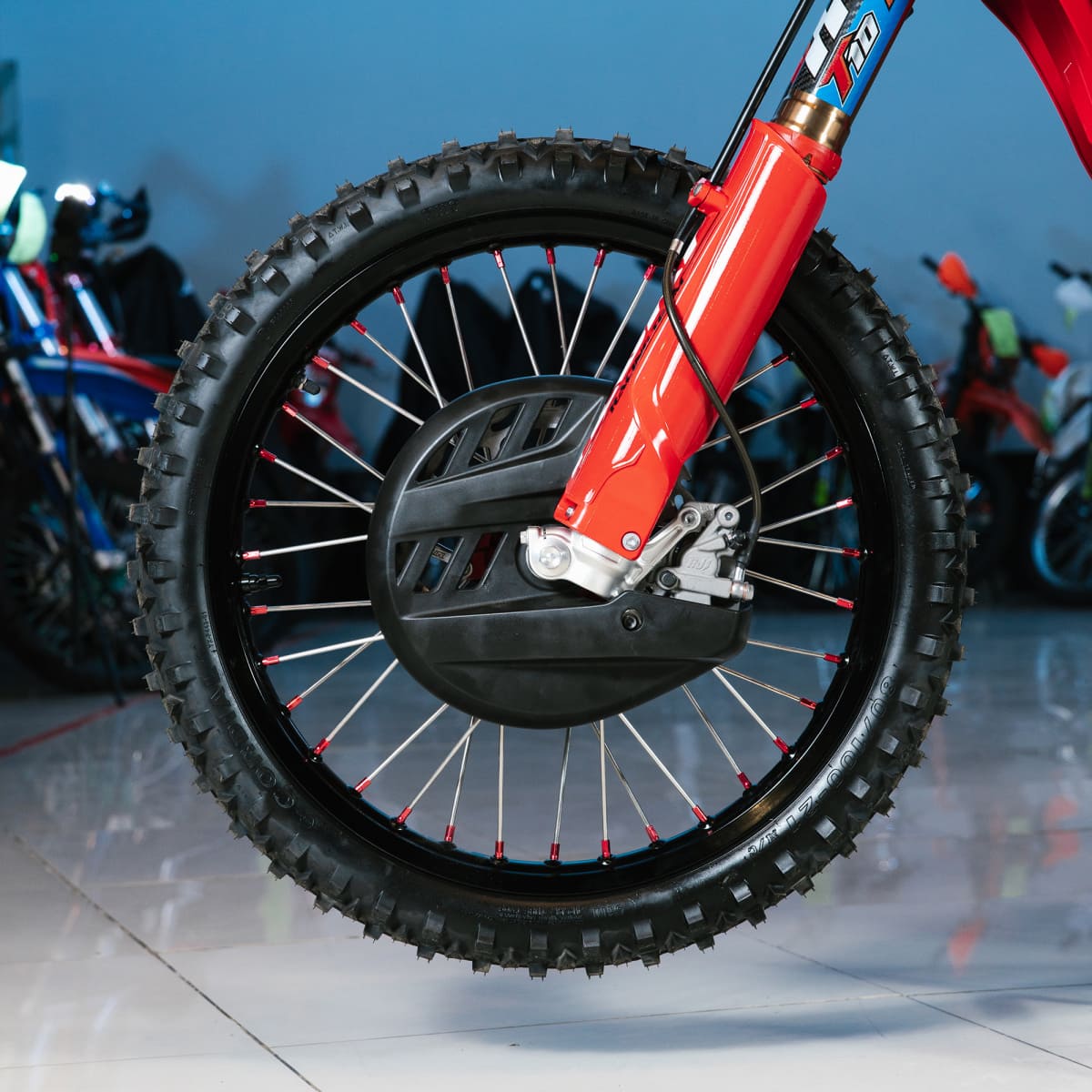Мотоцикл HASKY A10 Pro NB300 ENDURO Фото 18 Мотоцикл HASKY A10 Pro NB300 ENDURO Обзор-Фото 18