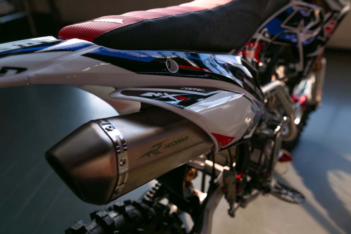 Мотоцикл JMC 190 V3.0 SP 17/14 ENDURO Фото 12 Мотоцикл JMC 190 V3.0 SP 17/14 ENDURO Обзор-Фото 12