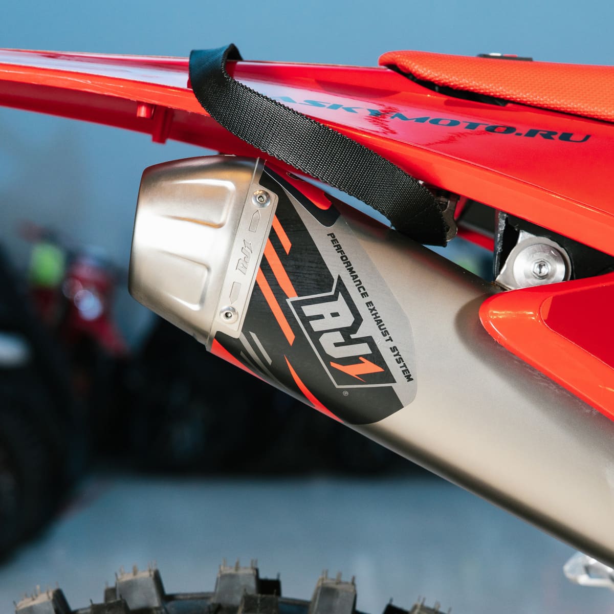 Мотоцикл HASKY A10 Pro NB300 ENDURO Фото 30 Мотоцикл HASKY A10 Pro NB300 ENDURO Обзор-Фото 30