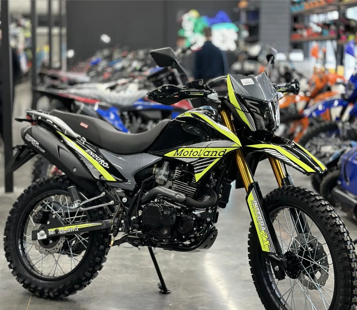 Мотоцикл MOTOLAND 300 Enduro ST Neon Фото 3 Мотоцикл MOTOLAND 300 Enduro ST Neon Обзор-Фото 3