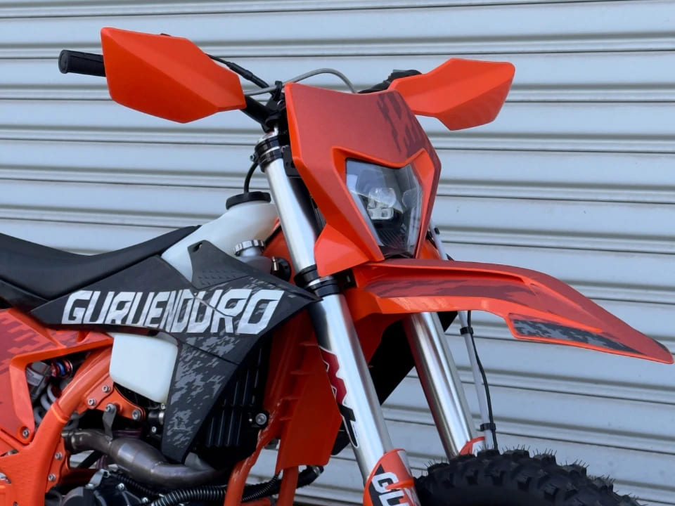 Мотоцикл GURUENDURO NB300X ENDURO Фото 6 Мотоцикл GURUENDURO NB300X ENDURO Обзор-Фото 6