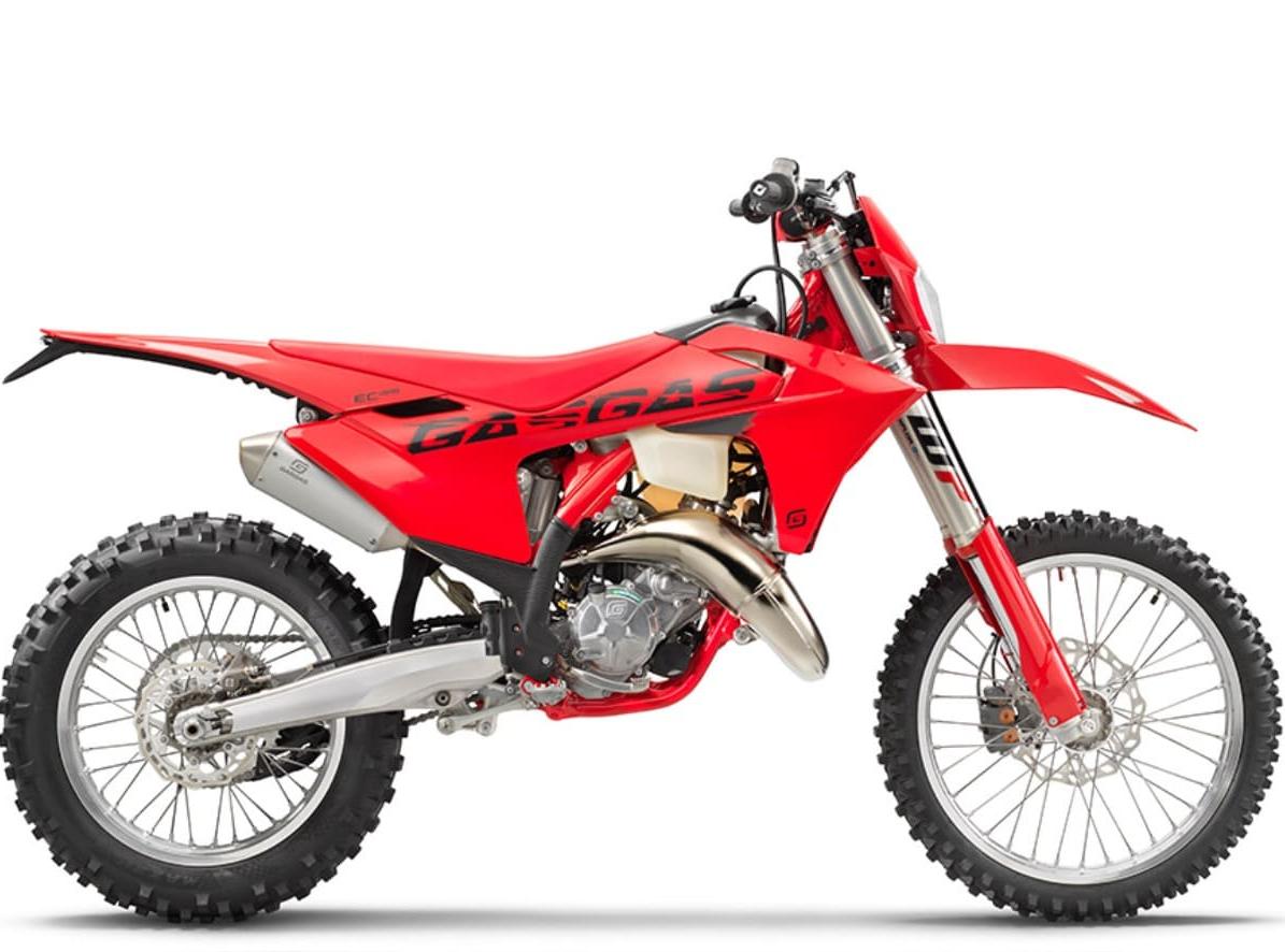 Мотоцикл кроссовый эндуро GASGAS EC 125 21/18 Фото 1 Мотоцикл кроссовый эндуро GASGAS EC 125 21/18 Обзор-Фото 1