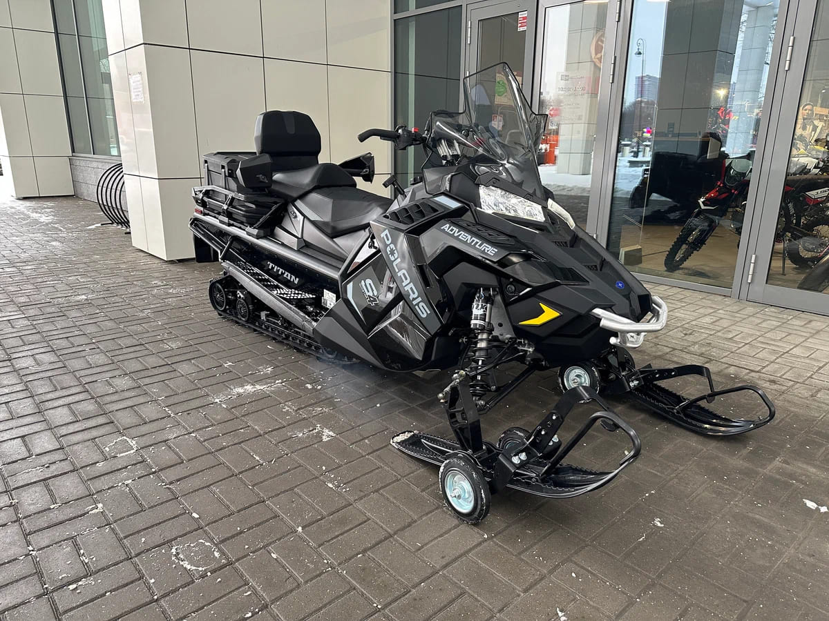 Снегоход POLARIS Titan Adventure ProStar S4 Фото 3 Снегоход POLARIS Titan Adventure ProStar S4 Обзор-Фото 3