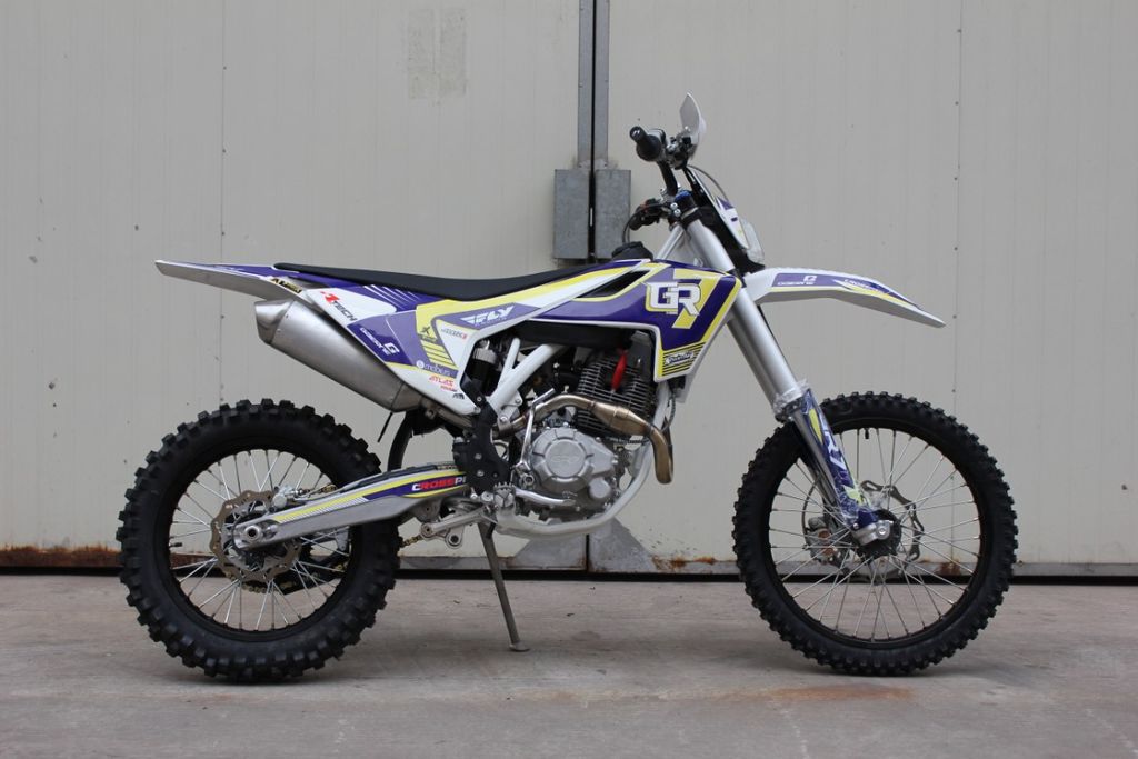 Мотоцикл GR7 F250A-M Enduro Lite Фото 9 Мотоцикл GR7 F250A-M Enduro Lite Обзор-Фото 9