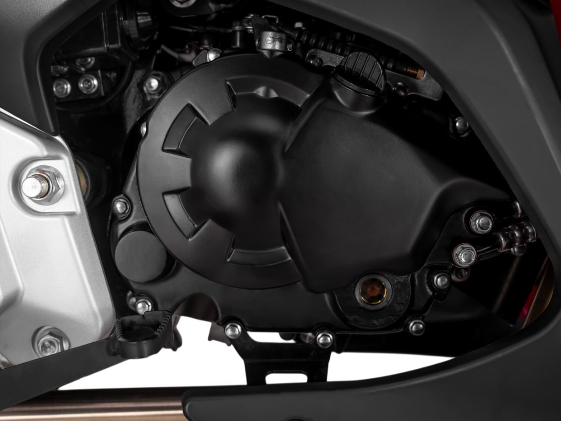 Мотоцикл SHARMAX GP 301D Фото 14 Мотоцикл SHARMAX GP 301D Обзор-Фото 14