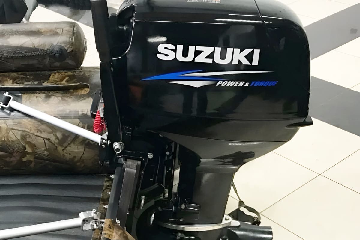 2х-тактный лодочный мотор SUZUKI DT40WS Б/У 2017 Фото 1 2х-тактный лодочный мотор SUZUKI DT40WS Б/У 2017 Обзор-Фото 1