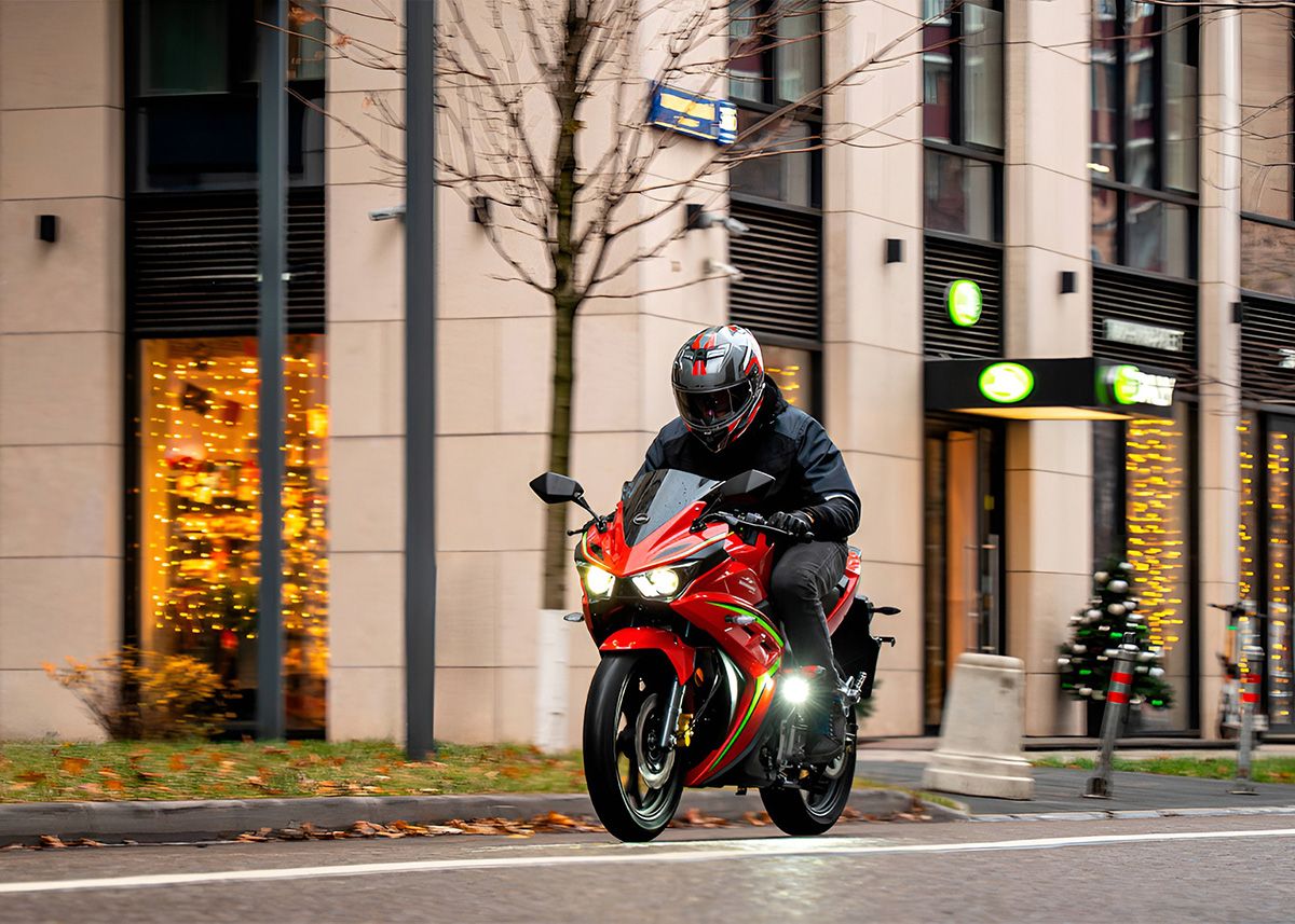 Мотоцикл SHARMAX GP 301D Фото 55 Мотоцикл SHARMAX GP 301D Обзор-Фото 55