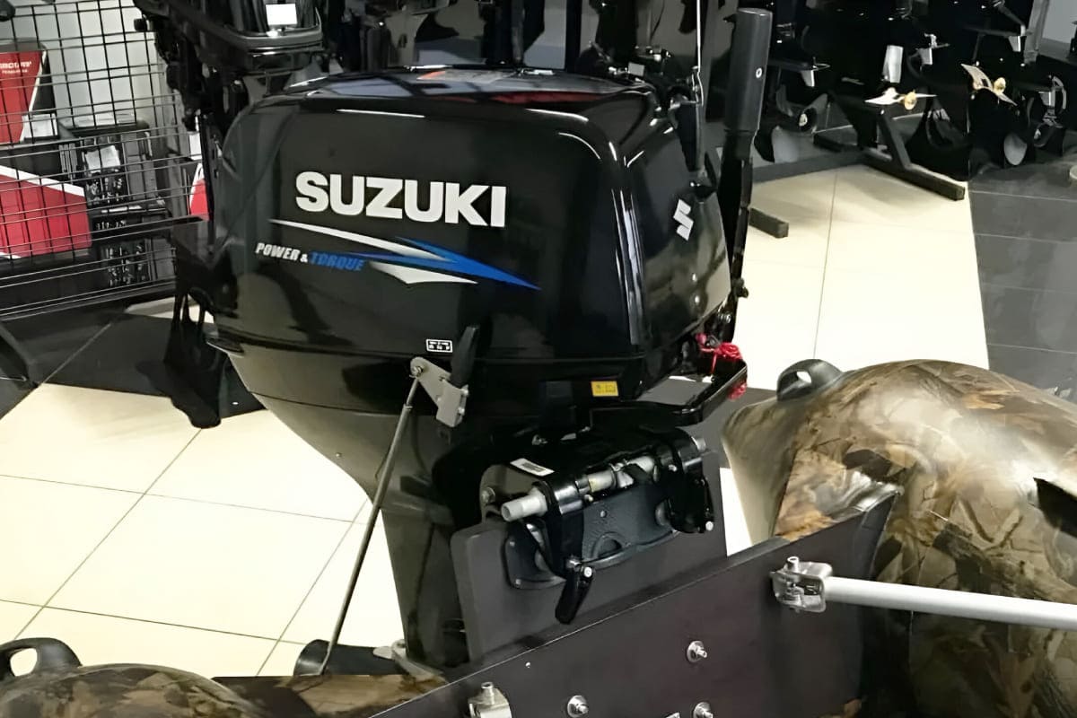 2х-тактный лодочный мотор SUZUKI DT40WS Б/У 2017 Фото 2 2х-тактный лодочный мотор SUZUKI DT40WS Б/У 2017 Обзор-Фото 2