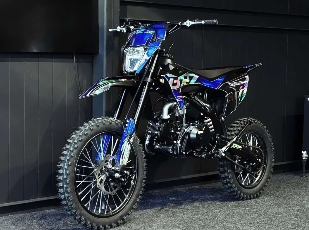 Мотоцикл BRZ X4 YX125 17/14 PITBIKE Б/У Фото 1 Мотоцикл BRZ X4 YX125 17/14 PITBIKE Б/У Обзор-Фото 1