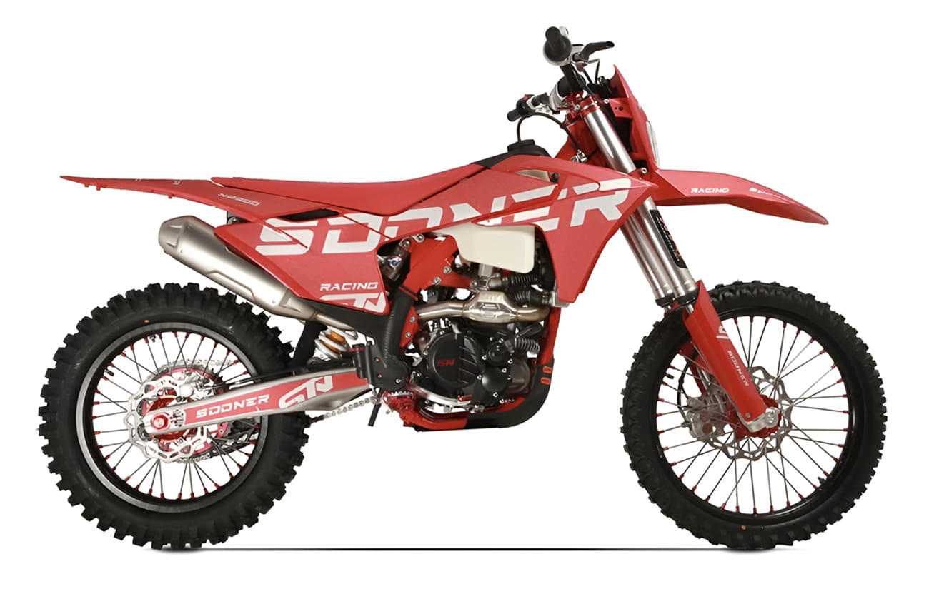 Мотоцикл STN G8 21/18 ENDURO Фото 2 Мотоцикл STN G8 21/18 ENDURO Обзор-Фото 2