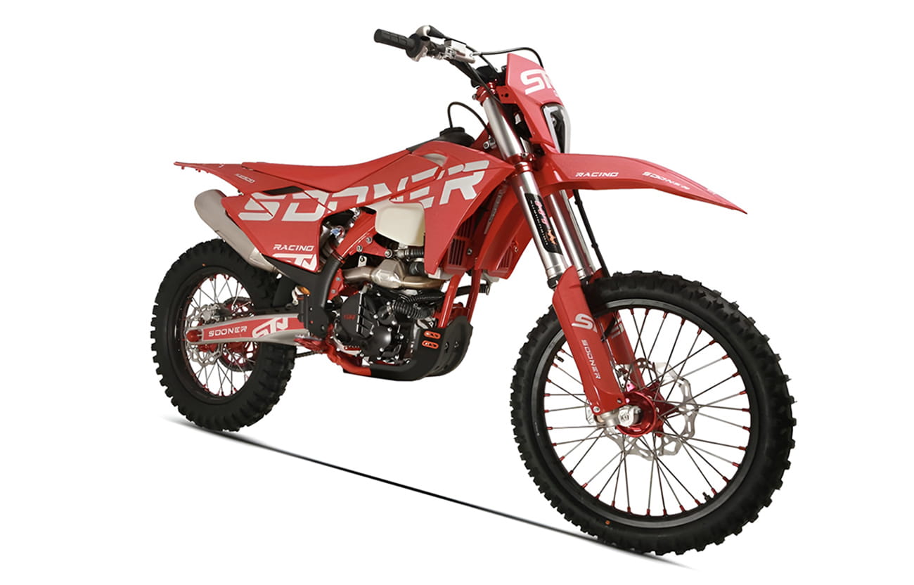 Мотоцикл STN G8 21/18 ENDURO Фото 1 Мотоцикл STN G8 21/18 ENDURO Обзор-Фото 1