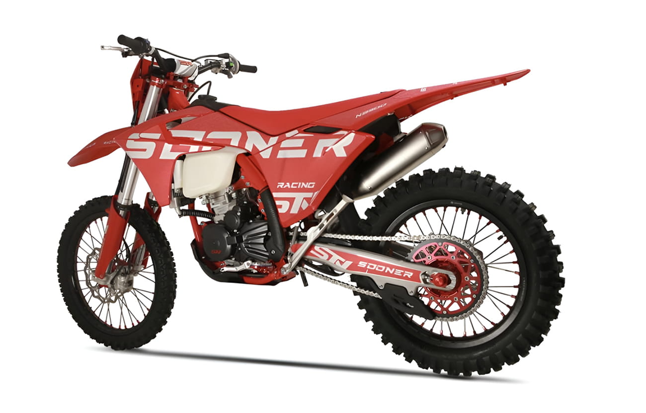 Мотоцикл STN G8 21/18 ENDURO Фото 5 Мотоцикл STN G8 21/18 ENDURO Обзор-Фото 5