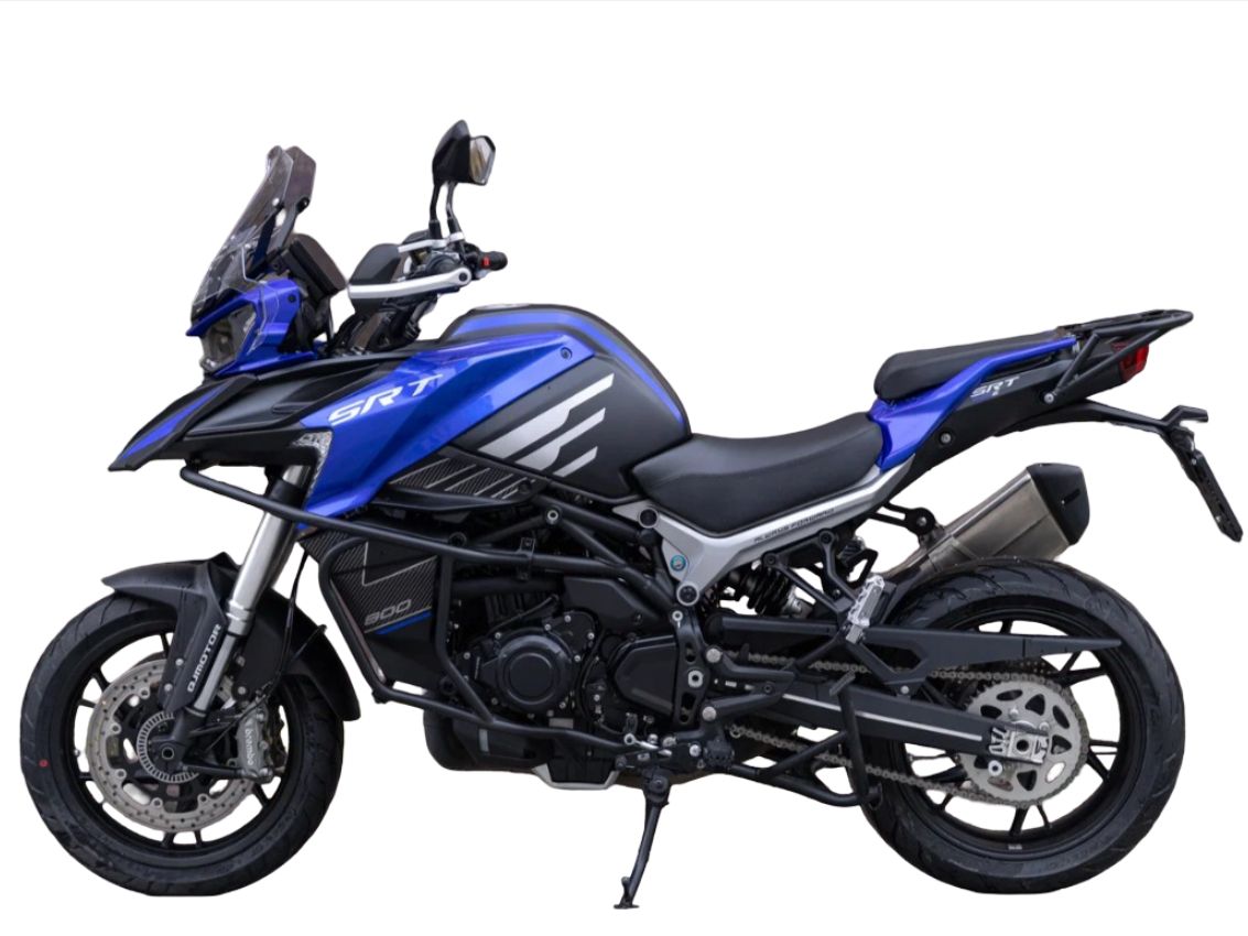 Мотоцикл QJMOTOR SRT 800 SX Фото 1 Мотоцикл QJMOTOR SRT 800 SX Обзор-Фото 1