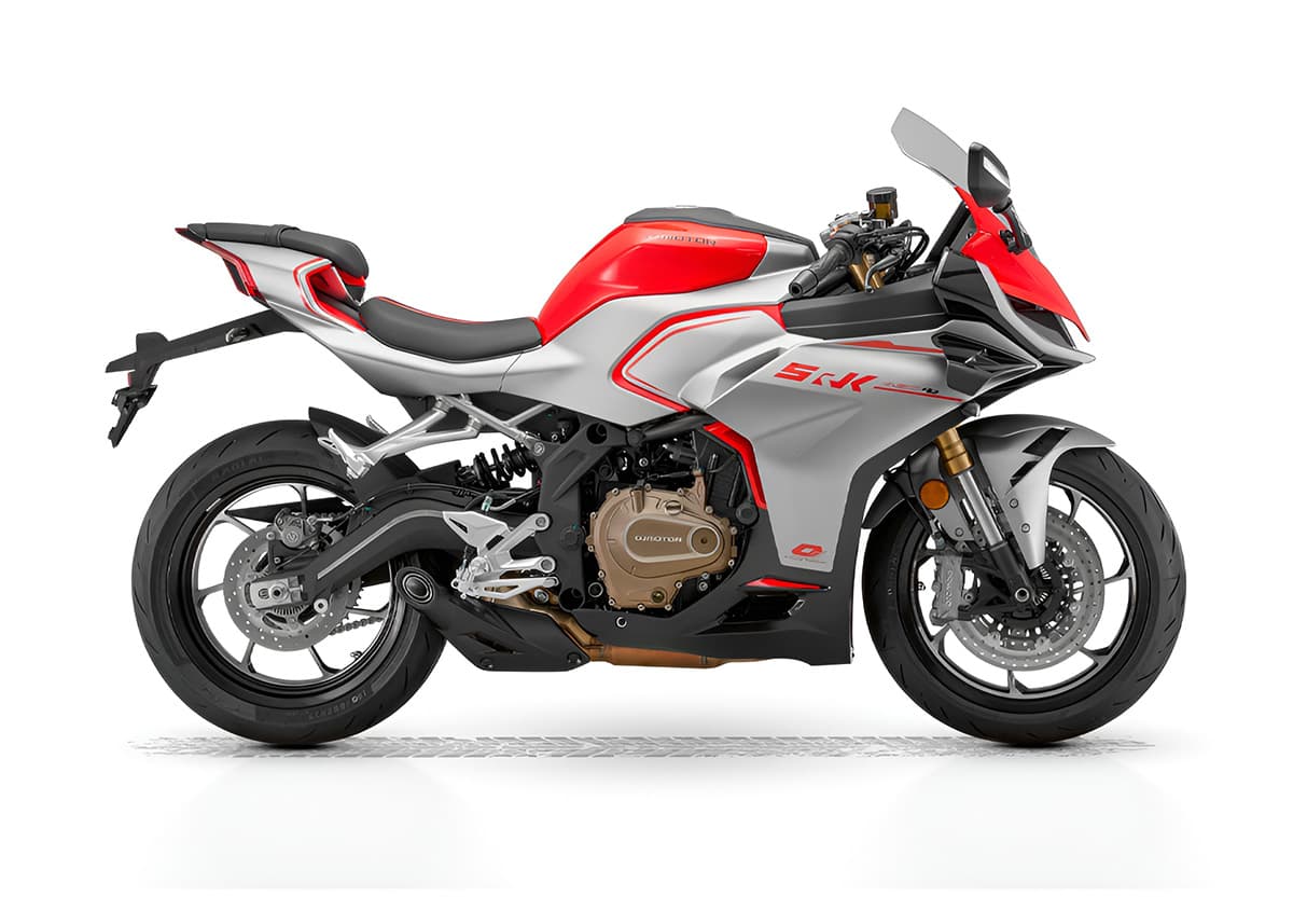 Мотоцикл QJMOTOR SRK 421RR Фото 1 Мотоцикл QJMOTOR SRK 421RR Обзор-Фото 1